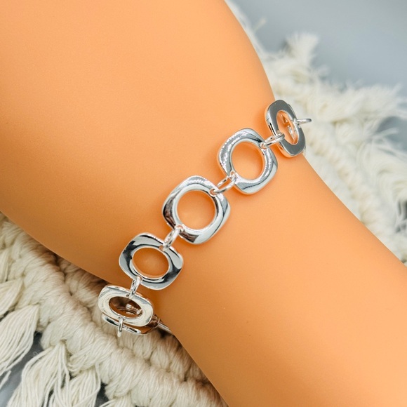 925 Sterling Silver Round Ring Charm Chain Bracelet - Picture 3 of 8